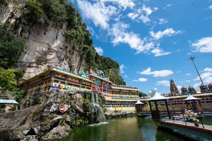 Tour privato di mezza giornata delle grotte di Batu