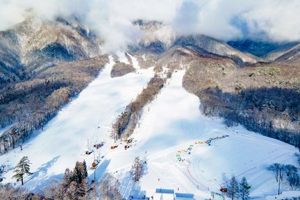 HAKUBA VALLEY Yadake Ski Resort