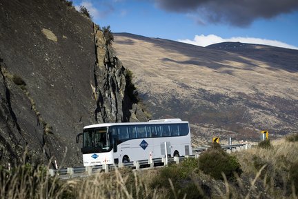 Lawatan Sehari dengan Pemindahan Bas antara Queenstown dan Mount Cook