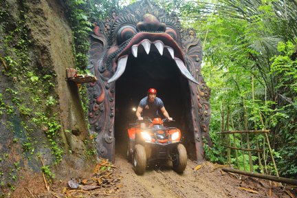 Pengalaman Menunggang ATV di Ubud oleh DADI Bali Adventures