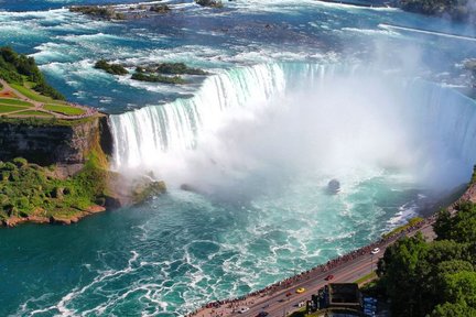 Tagestour zu den Niagarafällen ab New York