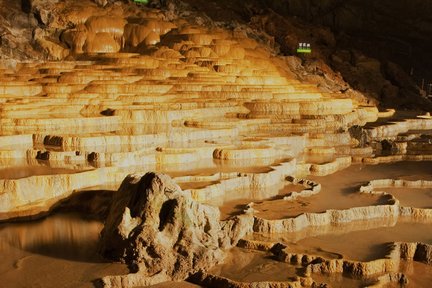 Kyushu｜Gua Akiyoshi & Kuil Motonosumi & Lawatan Sehari Jambatan Tsunoshima｜Bertolak dari Fukuoka