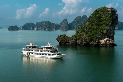 【路线4】2天1夜 白土长湾 & 下龙湾巡航之旅（Swan Boutique Cruise提供）