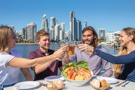 Sightseeing Lunch Cruise in the Gold Coast