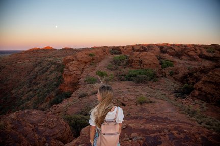 8D7N Trip between Adelaide and Uluru Adventure Tour