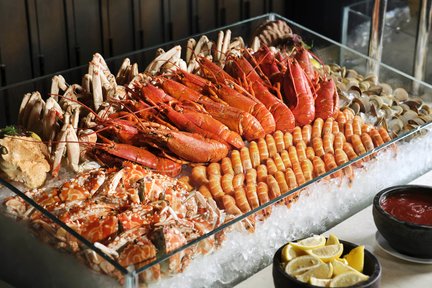 The Ritz-Carlton Hong Kong Buffet | Cafe 103 Buffet | Lunch Buffet, Dinner Buffet, Afternoon Tea