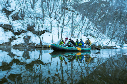 Snow Viewing Rafting in Jozankei