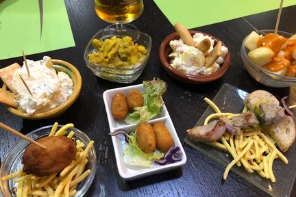 Malaga Food Tour: Tapas, Drinks and Delights with a Local