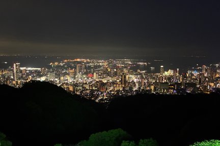 夜間徒步和地道餐廳