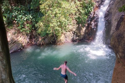 Sambangan Waterfalls with Wanagiri Swing Day Trip