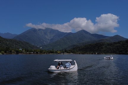 Pedal Boat Experience at Liyu Lake in Hualien