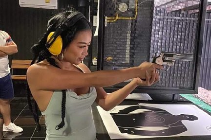 Trải Nghiệm Bắn Súng tại Patong Shooting Range ở Phuket