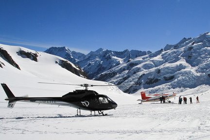 Ski Plane and Helicopter Combo flight with Glacier Landing