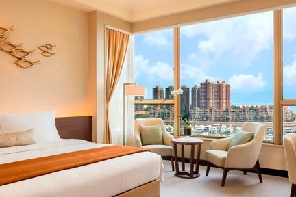 Exclusive: Cuti Inap Hong Kong Gold Coast Hotel