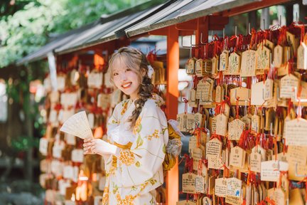 Experiencia de alquiler de kimonos en los alrededores de Kyoto/Fushimi Inari