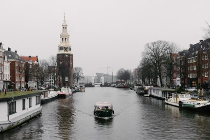 Amsterdam Covered Canal Cruise Drink optional