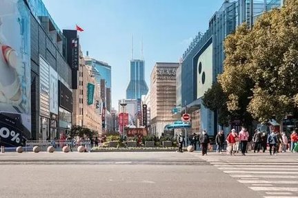 Shanghai Yuyuan and the Bund Private Day Tour