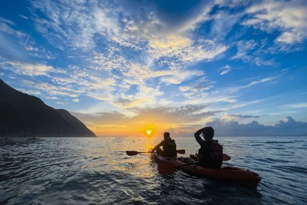 SUP- und Kajak-Erlebnis am Ch'ing-shui Cliff, Hualien