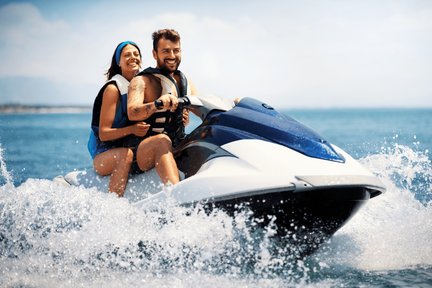 Pattaya: Coral Island Day Tour by Speedboat with Indian Buffet Lunch