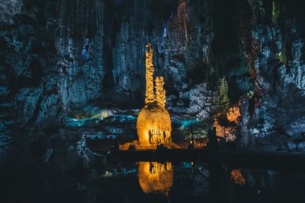 Tur 1 Hari Gua Zhijin Guizhou