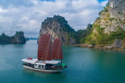 [Rute 4] 2D1N Bai Tu Long & Halong Bay Tour oleh The L'Amour Junk