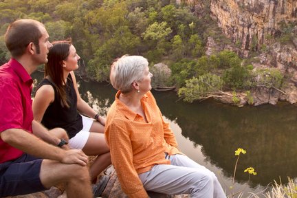 Katherine Gorge Cruise and Edith Falls Tour