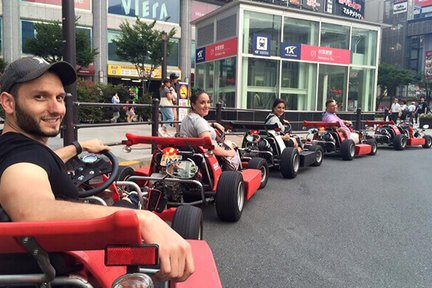 Straßen-Go-Kart-Erlebnis in Akihabara