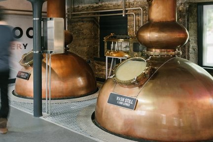 ทัวร์ชิมวิสกี้และจินที่โรงกลั่น Holyrood Distillery ในเอดินบะระ