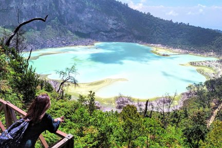 Kawah Putih Tour from Bandung