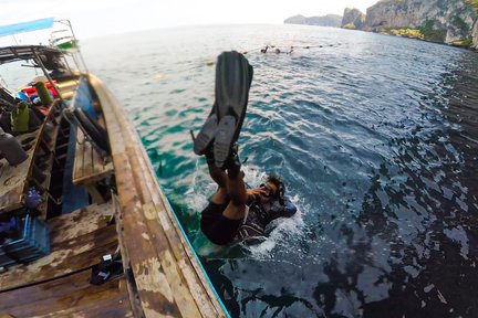 Best Phi Phi Islands Snorkeling, Thailand 2025