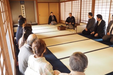 Authentic Tea Ceremony Honmachi Class