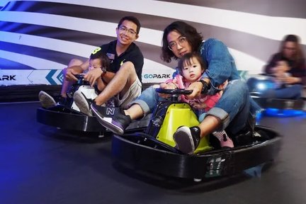 Trải Nghiệm Đua Xe Go-Kart Trong Nhà và Bắn Súng tại Khu Vui Chơi Jack's Playland ở Cao Hùng (Kaohsiung)