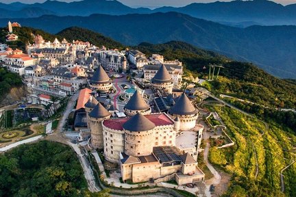 Private Check-out Tour: Ba Na Hills, Da Nang, dan Pengantaran ke Bandara