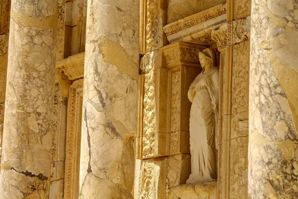 Ephesus Day Tour from Izmir, Kusadasi, & Selcuk with Lunch
