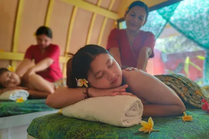 金巴兰巴厘岛式按摩 - Doi Bali Spa 提供