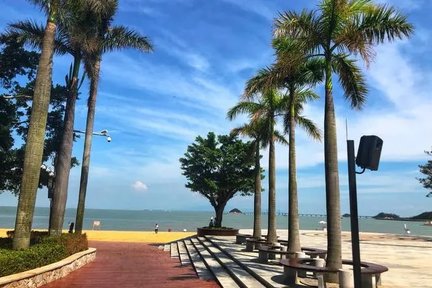 珠海私人导览一日游 情侣路 珠海大剧院 珠海渔女 香炉湾 景山公园 圆明新园 港珠澳大桥公路口岸