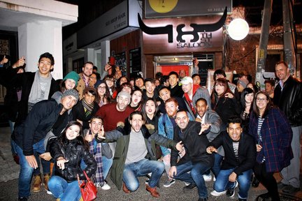 Experiencia absoluta de rastreo de pubs en Seúl en Hongdae e Itaewon