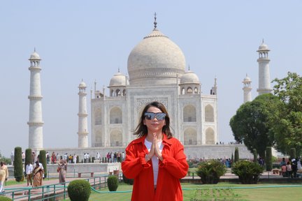 Visite du Taj Mahal au lever du soleil depuis Delhi en voiture AC