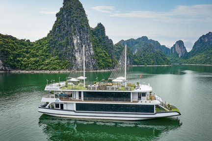 [Route 2] Ha Long Bay Day Tour by 5-Star Hercules Premium Cruise