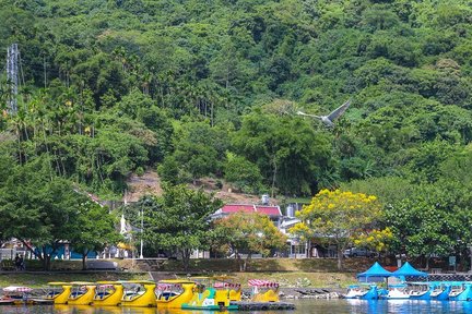 Pedal Boat Experience at Liyu Lake in Hualien