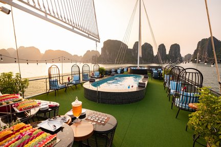 [Route 2] Ha Long Bay Day Tour by 5-Star Sunlight Grand Cruise 