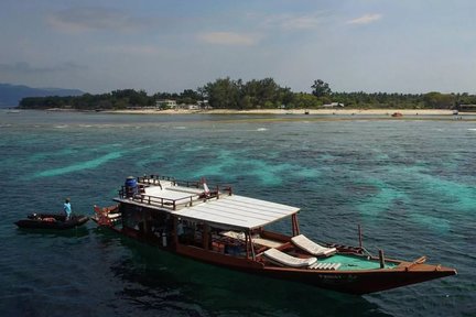 Full Day Diving di Kepulauan Gili dengan PADI 5* Dive Center