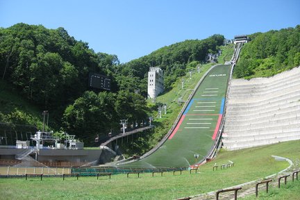 札幌｜北海道神宮＆白色戀人公園＆大倉山跳臺半日遊