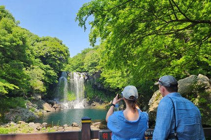 济州岛豪华私人旅游包括联合国教科文组织游艇巡游