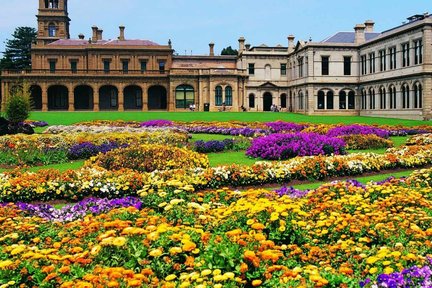 Werribee Open Range Zoo & Werribee Mansion Tour from Melbourne