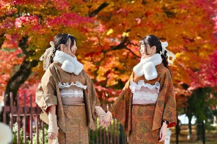 Pengalaman Sewa Kimono di Kyoto Kiyomizudera Temple oleh MOCOMOCO