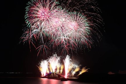 2025 Penghu Fireworks Festival: Sea Palace - Night Safari & Night Fishing & Fireworks Viewing at Sea