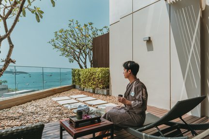 Tea Tree Spa Experience at Holiday Inn Pattaya