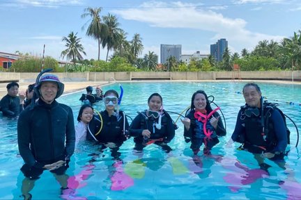 Get your PADI Open Water in Bangkok with 5-Star centre