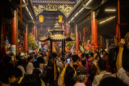 Dajia Mazu Pilgrimage Day Tour from Taipei